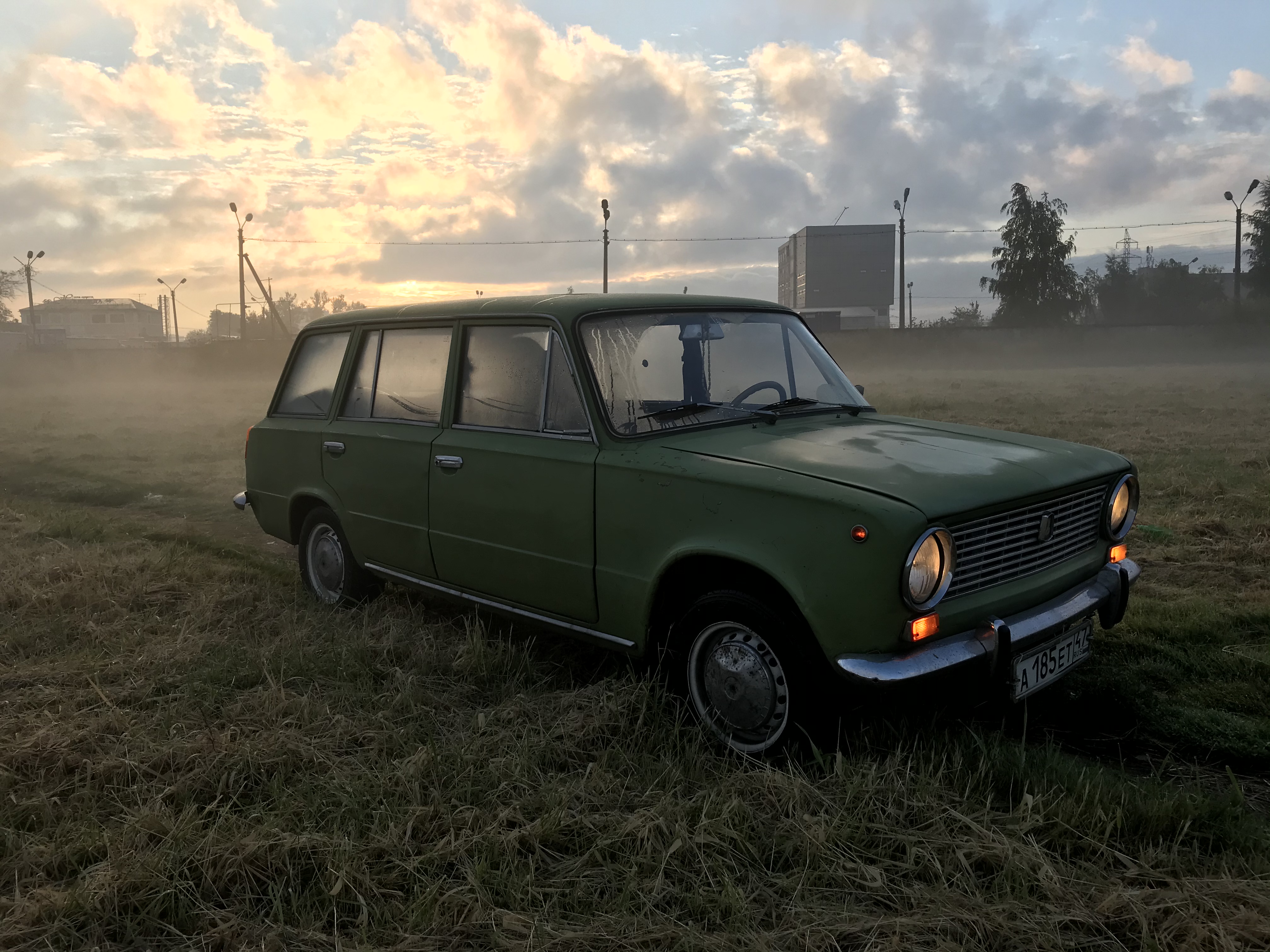 Жигули 2. Лада 2102 зеленая. Lada 2102. ВАЗ-2102 «Жигули». ВАЗ 2102 универсал.