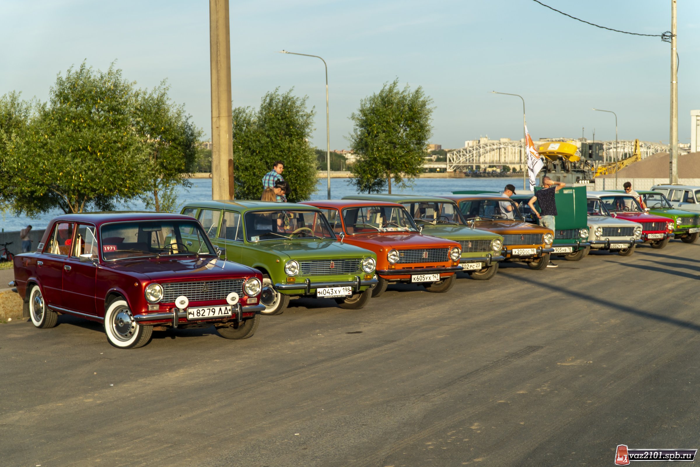 large_cm02.jpg.3c254be03e8768b0d23e31c7c