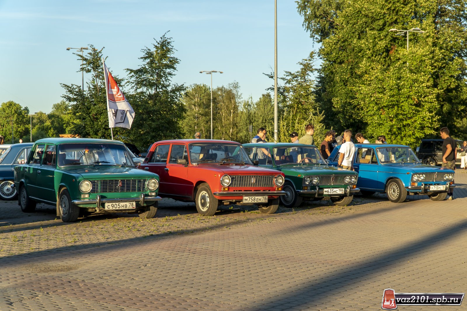 medium.2101_19.jpg.546f78b750eb2a8c432af