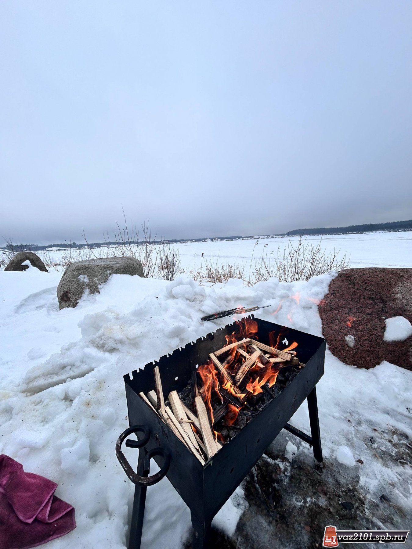 Мангал на карьере