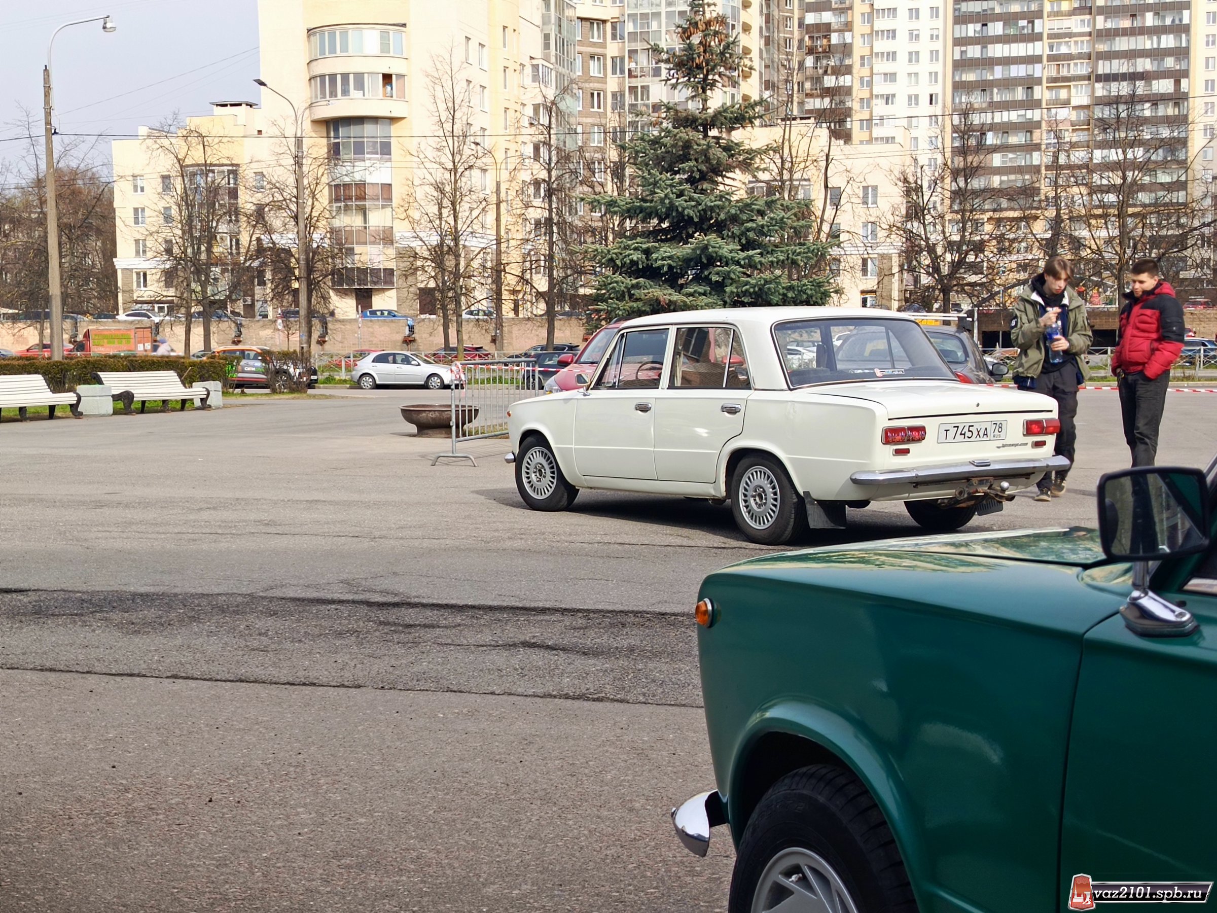 Первые участники